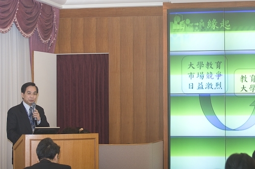 第19屆國家品質獎評審委員於 11月25、26日兩日蒞校進行實地訪評，本校藉由申請國家品質獎，發揮全員參與、持續改善的精神，不但成功的凝聚向心力，更精益求精、追求卓越的教育品質。