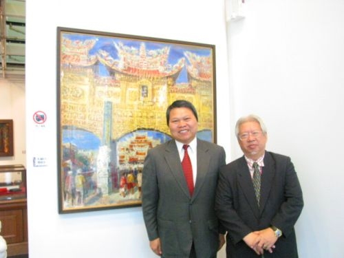 本校自即日起至10月底於文錙藝術中心展覽廳展出「今日有約」畫展，讓欣賞者體驗鮮明而異質繽紛的藝術風華。教育部周燦德次長與本校張家宜校長共同主持開幕茶會。