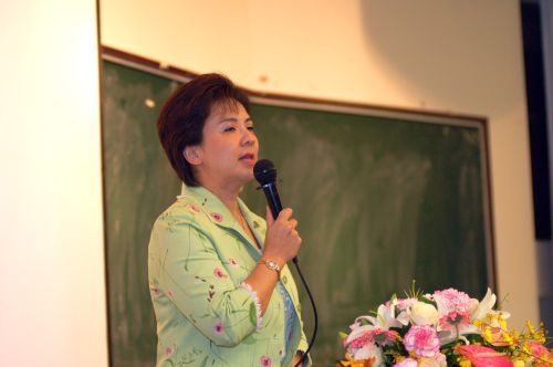 土木工程學系、中國土木水利工程學會、中華民國建築學會主辦，美國Google公司協辦九十六年電子計算機於土木水利工程應用研討會於9月6、7日在淡水校園舉辦，校長張家宜親臨致詞。