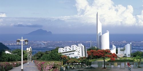 「世界大學網路排名」本校勇奪全球第463名、亞洲第31名、台灣地區第7名，更高居私校第一。