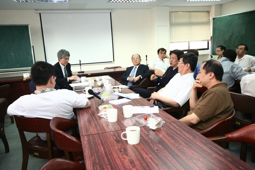 本校持續推動資訊化，於數位生活園地計畫啟動會議，決議與微軟公司合作建置「數位生活平台（Garden of Digital Life）」，共創校園web2.0，為師生營造網路嶄新的互動園地。