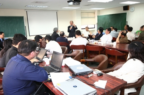 本校持續推動資訊化，於數位生活園地計畫啟動會議，決議與微軟公司合作建置「數位生活平台（Garden of Digital Life）」，共創校園web2.0，為師生營造網路嶄新的互動園地。