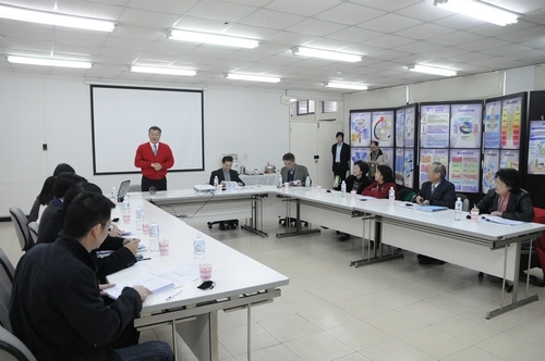 「第3屆淡江品質獎」於1月15日進行複審，評選本校97學年度推行「全面品質管理」績效卓越的單位。校長張家宜將於20日歲末聯歡會上宣布及頒獎給獲獎單位。