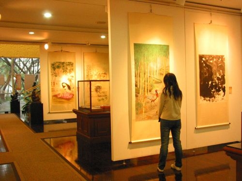 「2007台北縣美術家大展」，即日起至4月23日止，在本校文錙藝術中心與台北縣各地同步聯展。