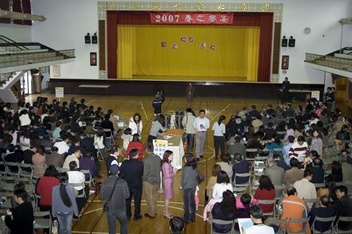 本校「春之饗宴」活動，熱情邀請校友返校團聚，另特別邀請民國39年至47年英專時期校友返校同樂。