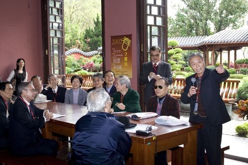 本校「春之饗宴」活動，熱情邀請校友返校團聚，另特別邀請民國39年至47年英專時期校友返校同樂。