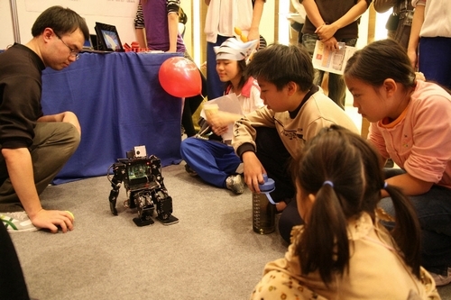 本校參與教育部主辦之2008年國際創造力教育博覽會，以多元的設計呈現校內創新與創意的卓越成果、連同親切的解說互動，贏得「創意攤位優勝獎」。