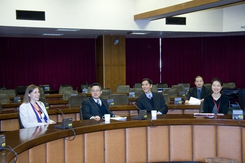 日本早稻田大學CCDL遠距教學課程的教師及學生，本週組團到校進行學術與文化饗宴之旅，本校跨國遠距教學合作計畫邁向新里程碑。