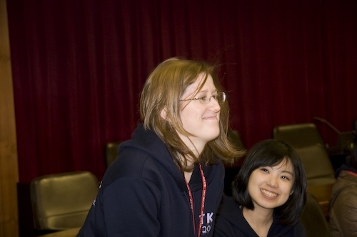 「淡江大學與世界發展青年學術營」「英語與國際文化研習營」近日於淡水校園展開，提升學生國際視野與能力，並落實跨越國界、領域及文化的藩籬而進行的集體協作。