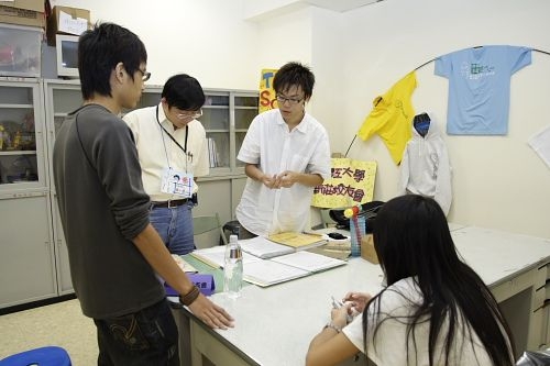 95學年度社團評鑑展現本校各社團「服務心 學習情」及責任感、團隊合作、表達溝通、解決問題等能力。