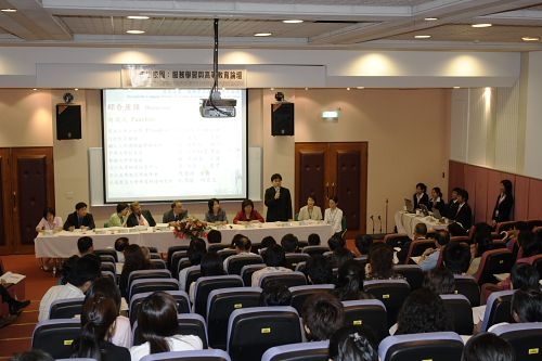 本校與中原及實踐大學舉辦「走出校園：服務學習與高等教育論壇」，讓教育部要求各校開設「服務學習課程」的政策更具深度化。