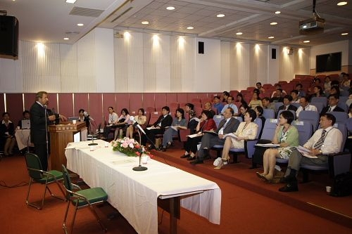 本校與中原及實踐大學舉辦「走出校園：服務學習與高等教育論壇」，讓教育部要求各校開設「服務學習課程」的政策更具深度化。