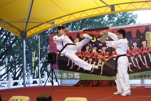 95學年度社團評鑑展現本校各社團「服務心 學習情」及責任感、團隊合作、表達溝通、解決問題等能力。