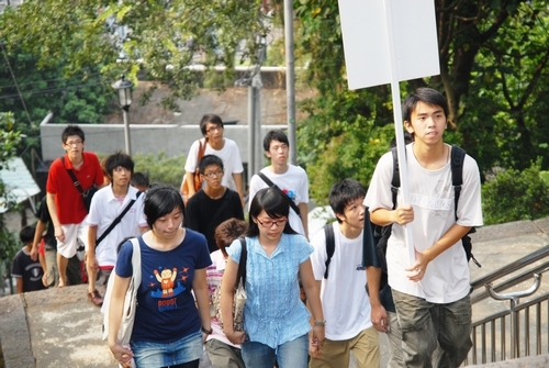 本校今年大學部新生報到率高達98.07%，較去年增加0.59%。在面臨少子化衝擊，許多學校的報到率呈現下滑之趨勢下，本校新生報到率仍然能屢創新高，實屬不易。