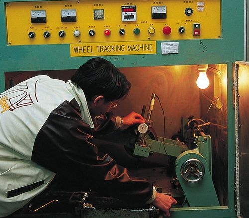 基本科學指標（Essential Science Indicators, ESI）工程學門排名，本校排名進入世界前1%，僅次於台清交等校。