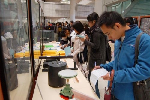 本校土木工程學系之「風工程週」在淡水校園工學大樓3樓大廳、風洞實驗室舉行展覽及體驗，讓全校暸解在國內研究風工程方面具有舉足輕重地位的本校風工程研究中心。