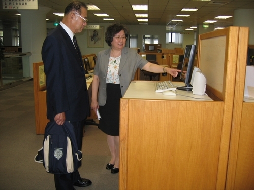 日本國立九州大學校長Tisato Kajiyama 博士蒞校拜會本校張校長家宜，並洽談兩校國際學術合作交流事宜。