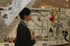 學生社團美術社舉辦「夢遊」畫展，以裝置藝術增添許多立體感，吸引觀賞者的目光。