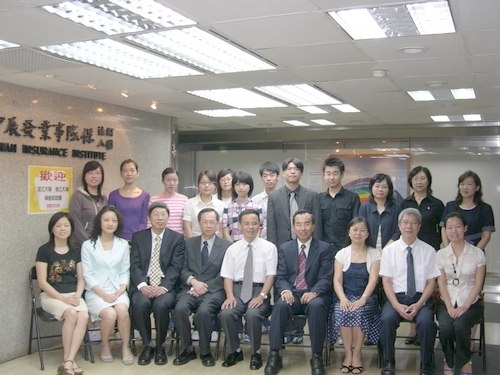 本校自97學年度起與中國大陸簽訂學術交流合作協議之浙江大學、復旦大學進行交換學生計畫，交換生版圖更往前推進擴展至海峽兩岸。