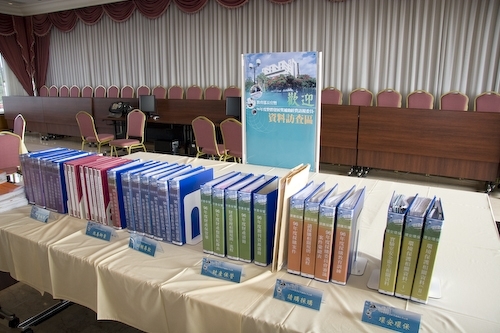 教育部訪視委員蒞校進行「教育部96年度整體發展獎補助經費執行」情形之訪視，本校在健全的會計制度管理之下，辦學成果優良，受到委員們高度的肯定。
