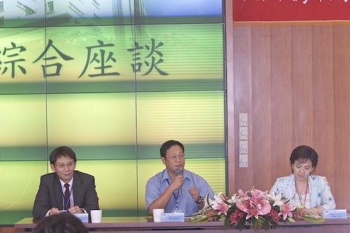 教育部訪視委員蒞校進行「教育部96年度整體發展獎補助經費執行」情形之訪視，本校在健全的會計制度管理之下，辦學成果優良，受到委員們高度的肯定。