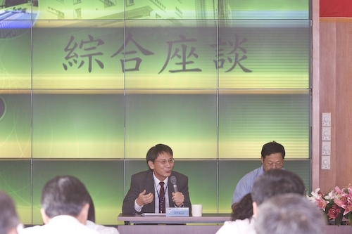 教育部訪視委員蒞校進行「教育部96年度整體發展獎補助經費執行」情形之訪視，本校在健全的會計制度管理之下，辦學成果優良，受到委員們高度的肯定。