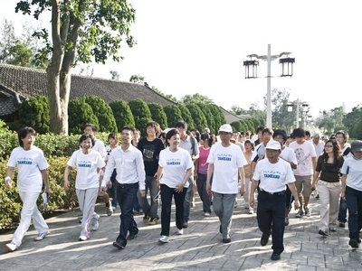 本校舉辦「輕鬆健走 樂活校園」活動，淡水校園由張家宜校長、超級馬拉松好手林義傑先生，蘭陽校園由林志鴻主任，帶領全體教職員工生健走，以落實一人一運動，豐富健康的生活品質。