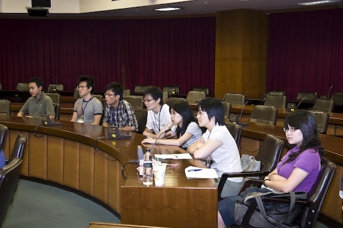 本校管理學院與大陸「中國科學院研究生院管理學院」進行MBA研究生交換計畫，開啟兩岸研究生交換之先河。