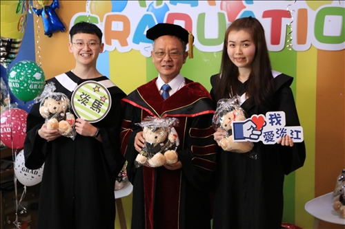 國際處小畢典
