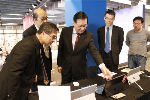 【數位學習實力到位系列報導五】物聯網課程現場模擬 陸生遠距見師長心情激動