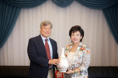 Dr. Philip Li-Fan Liu Delivers 9th Lecture of the Tamkang Clement  and Carrie Chair Lecture Series