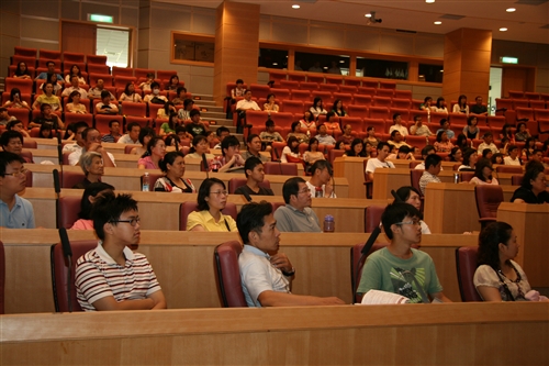 Introductory Seminars for Freshmen and Parents