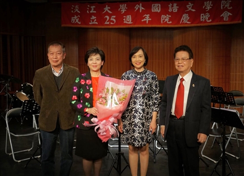 師生獻藝 異國歌舞祝壽