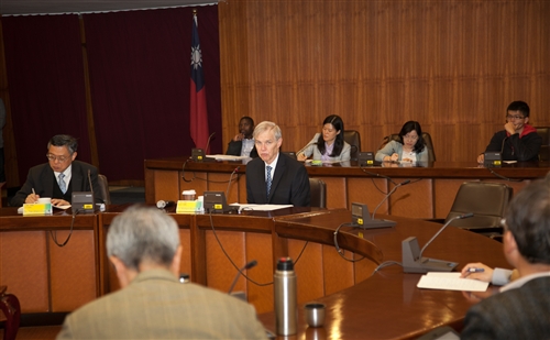 A Speech on Cross-Strait Relations by Dr. Bush