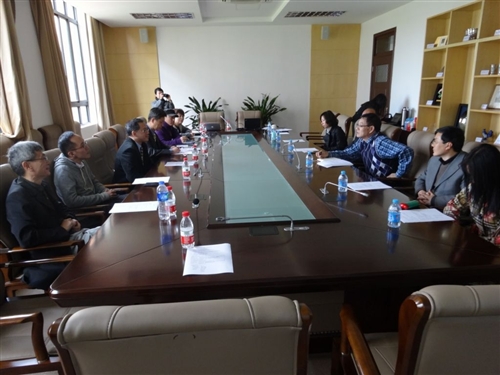 The College of Liberal Arts Holds Discussion of Exchange at Tongji University