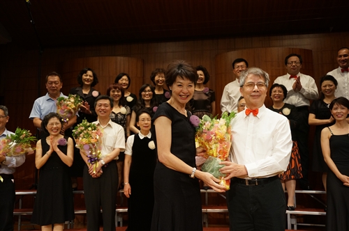 The Female Faculty Association Brings Charming Performance in Celebration of Giving
