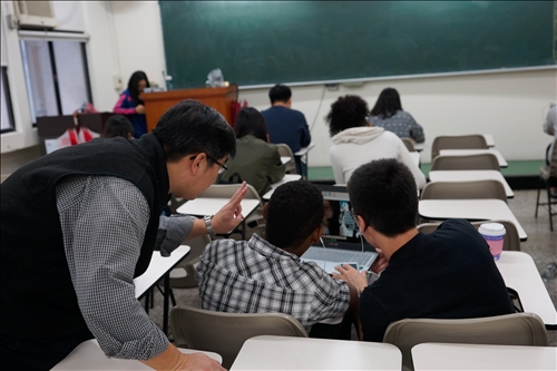 A New Webcam Program to Help Students in Remote Areas
