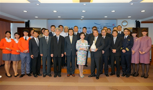 TKU and China Airlines Sign Agreement for Civil Aviation Program