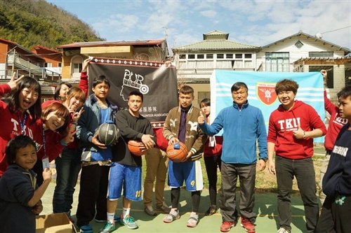 TKU Tribal Group Makes Memories of Caring