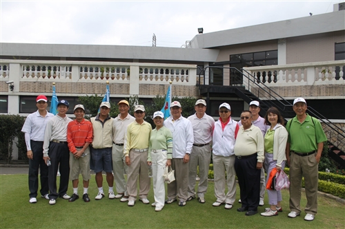 A Game of Golf to Celebrate a Milestone