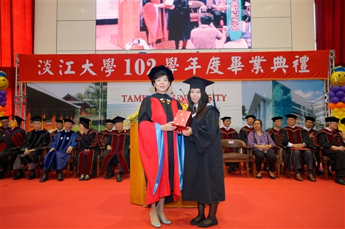 TKU Holds 2014 Graduation Ceremony with Over 7000 People in Attendance
