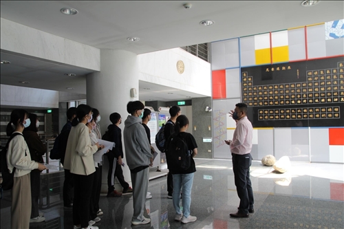 Metaverse Introduction, Science Popularization, and Personal Branding, High School Camp Presenting the Diversity of Tamkang