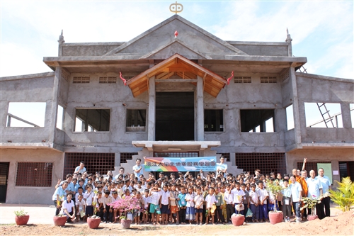 TKU Faculties and Students headed off to Cambodia for Volunteer Service.