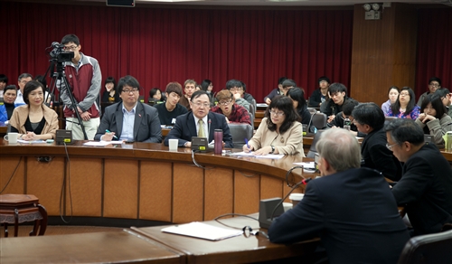 A Speech on Cross-Strait Relations by Dr. Bush
