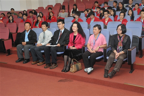 An Exciting Expatriate Youth Camp