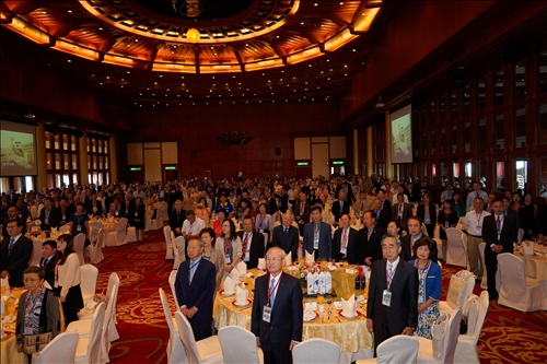 A ‘Thank You’ Banquet for Alumni