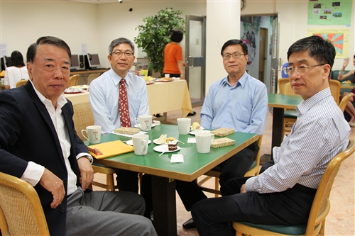 New Digital Classroms for Chinese Language