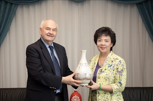 The Eighth Lecture in the Tamkang Clement and Carrie Chair Lecture Series