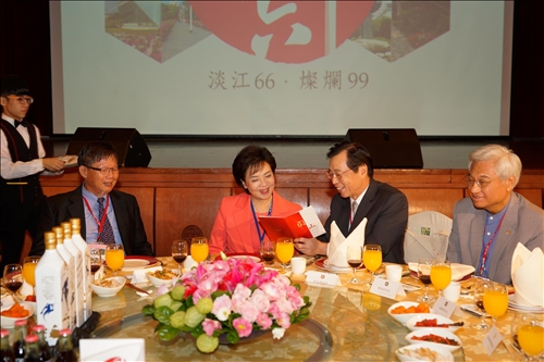 A ‘Thank You’ Banquet for Alumni