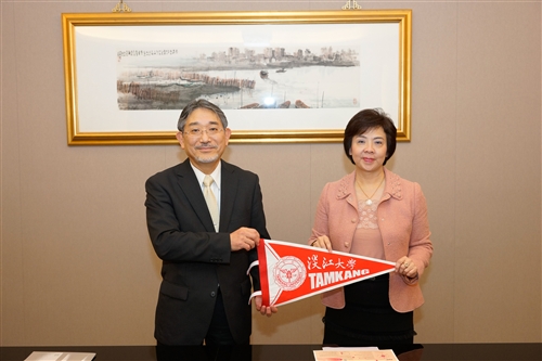 President of TUFS in Japan visits TKU for Academic Exchange